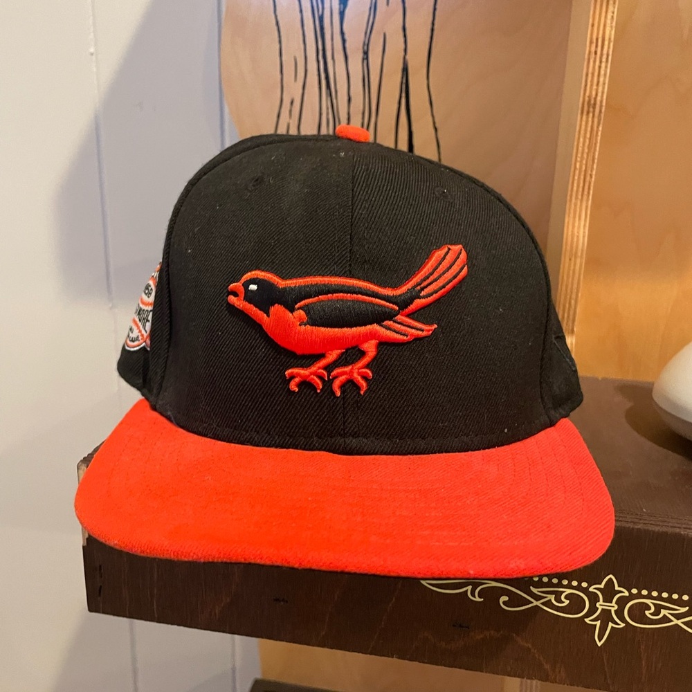 Orioles fitted hat Size 7